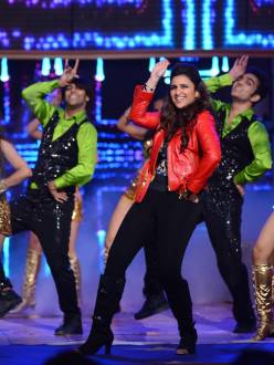  Parineeti Chopra 