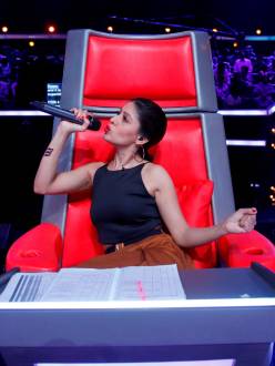 Sunidhi Chauhan