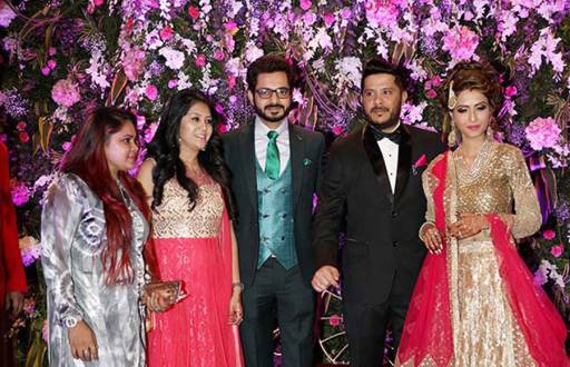 Dimple Jhangiani's rocking 'reception' party   