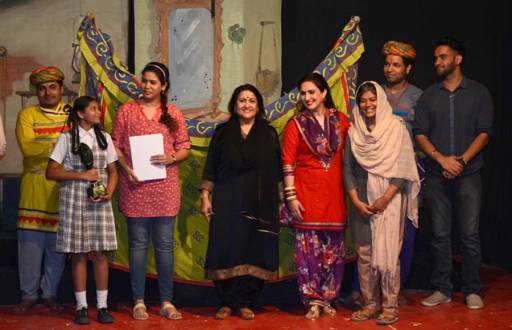 Celebs at Colors Khidkiyaan Theatre Festival 2017- Day 2