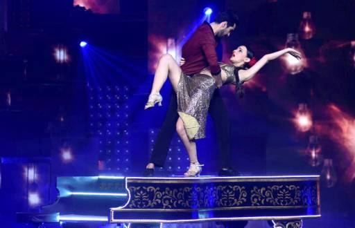  Sanaya Irani & Mohit Sehgal 
