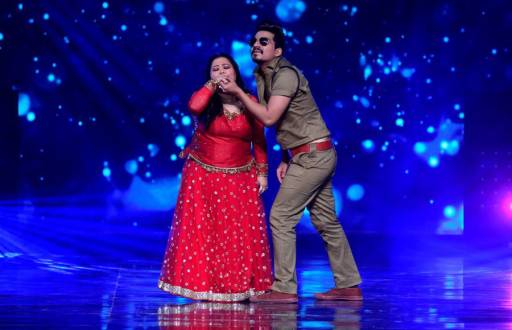Bharti Singh and Harsh as Salman and Sonakshi on the sets of Nach Baliye