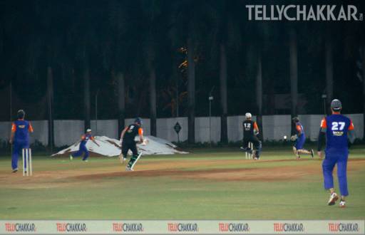 Celebs Galore at Gold Charity Cricket Match