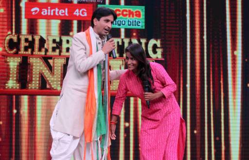Mahatma Gandhi's grandson Tushar and Kumar Vishwas in Sa Re Ga Ma Pa Li'l Champs