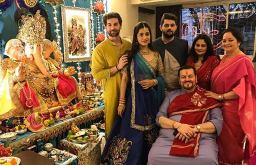 Bollywood Stars With Ganpati Bappa