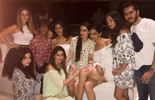 Bollywood parties with SRK as he turns 52