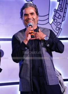 Musicians grace Royal Stag Barrel Select MTV Unplugged launch