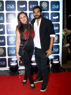 Popular TV celebs at the launch of a lounge 