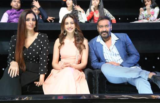 Ajay Devgn, Tabu and Rakul Preet grace Sa Re Ga Ma Pa Li’l Champs