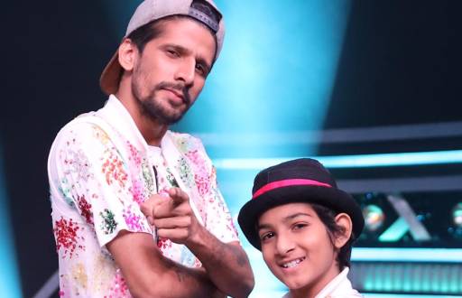 Salman-Katrina promote Bharat on Super Dancer Chapter 3
