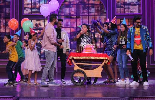 Harsh surprises birthday girl Bharti on sets of Khatra Khatra Khatra