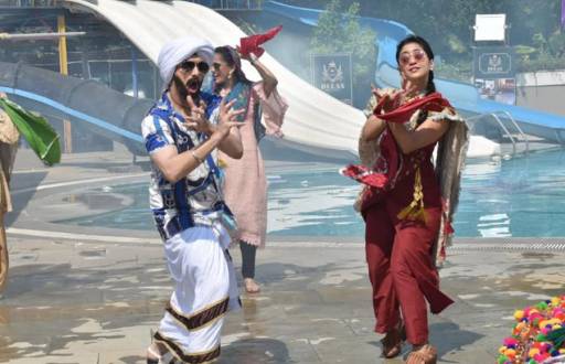 Check out Kartik and Naira's dance sequence