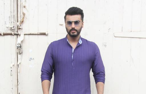 Arjun Kapoor and Kriti Sanon on Zee Tv's Pro Music Countdown 