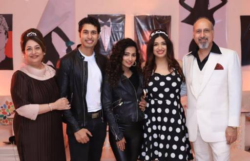 Vahbbiz Dorabjee celebrates father's birthday in style! 